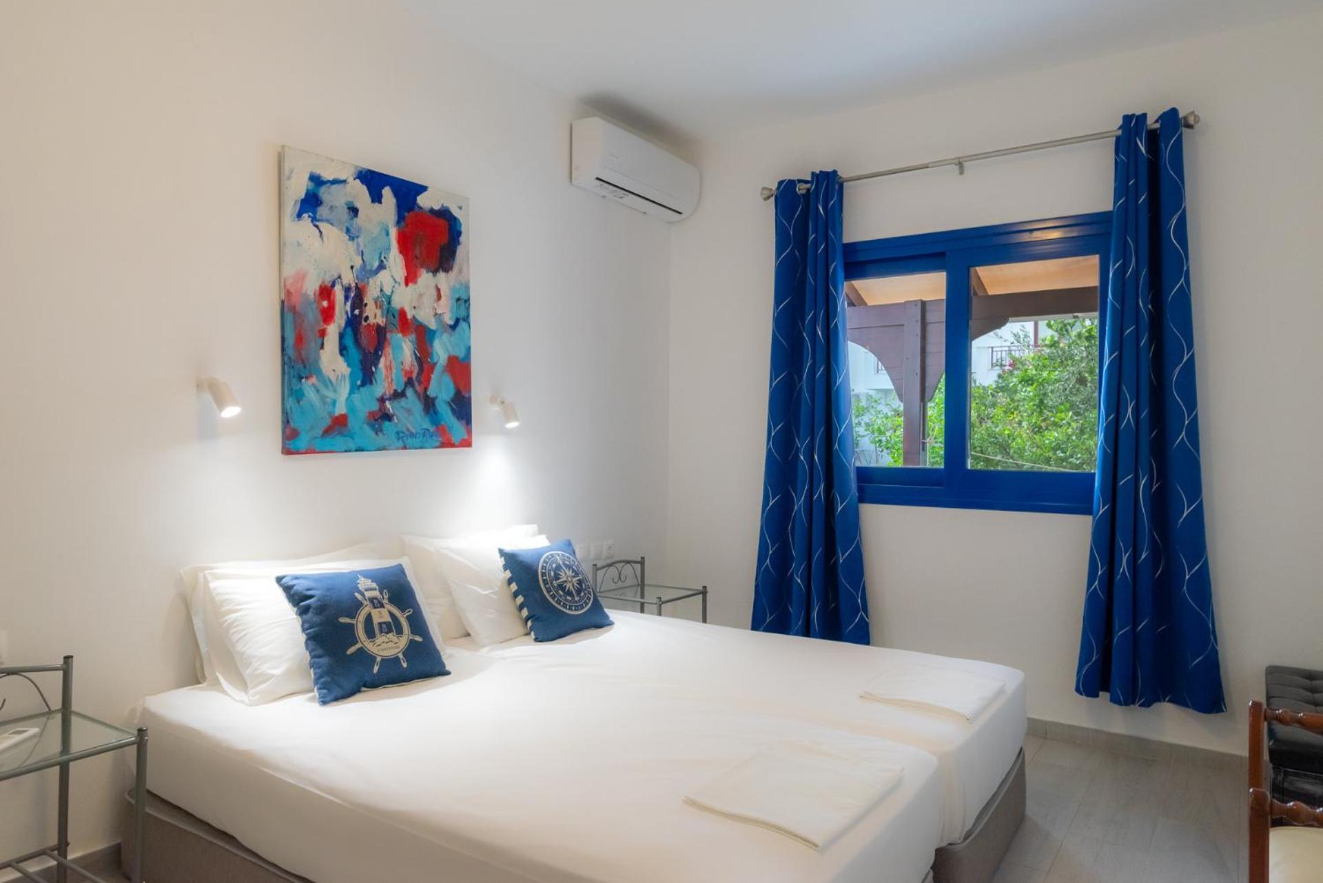 Stratos By Mroom Apartments Makrýgialos Zewnętrze zdjęcie