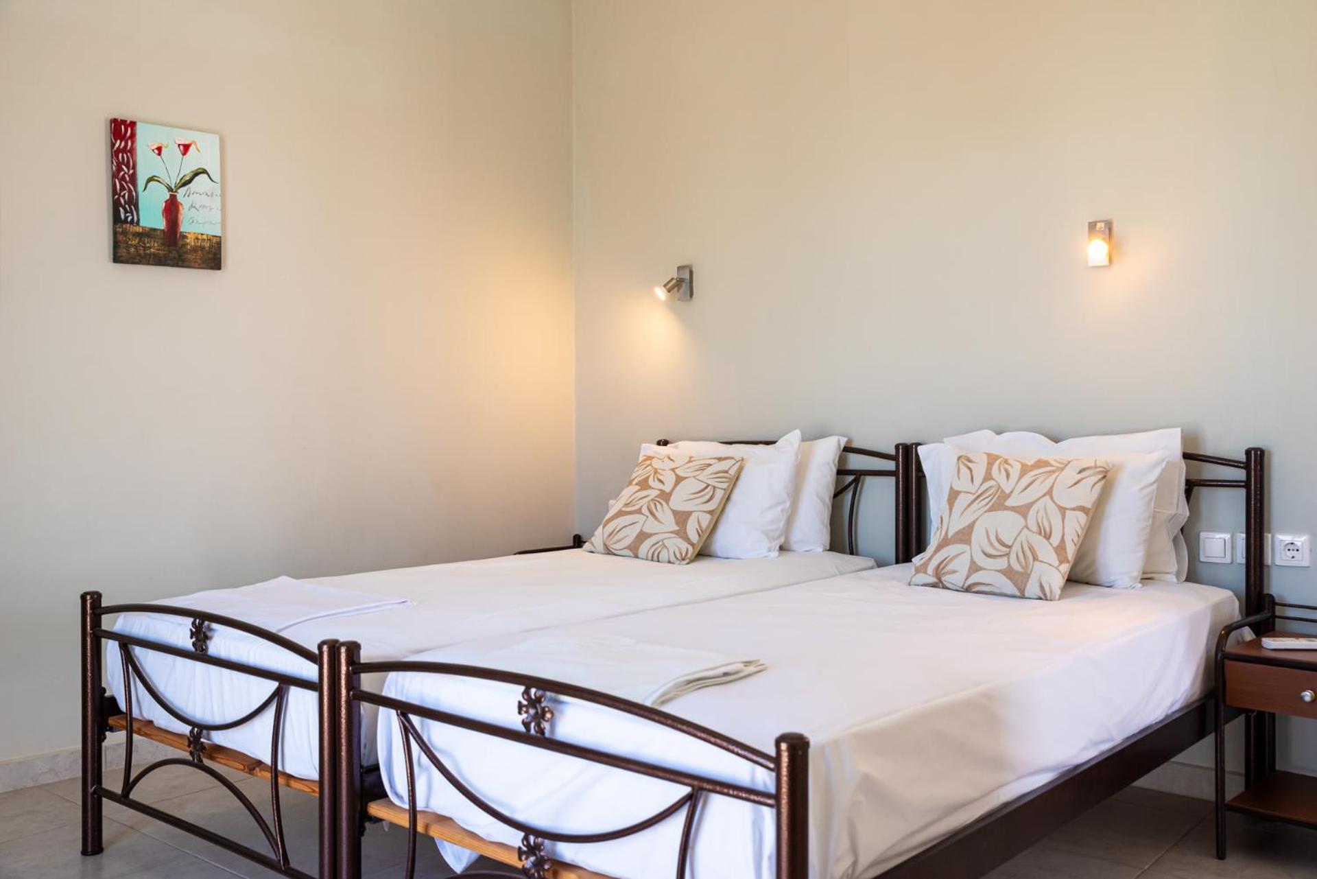 Stratos By Mroom Apartments Makrýgialos Zewnętrze zdjęcie