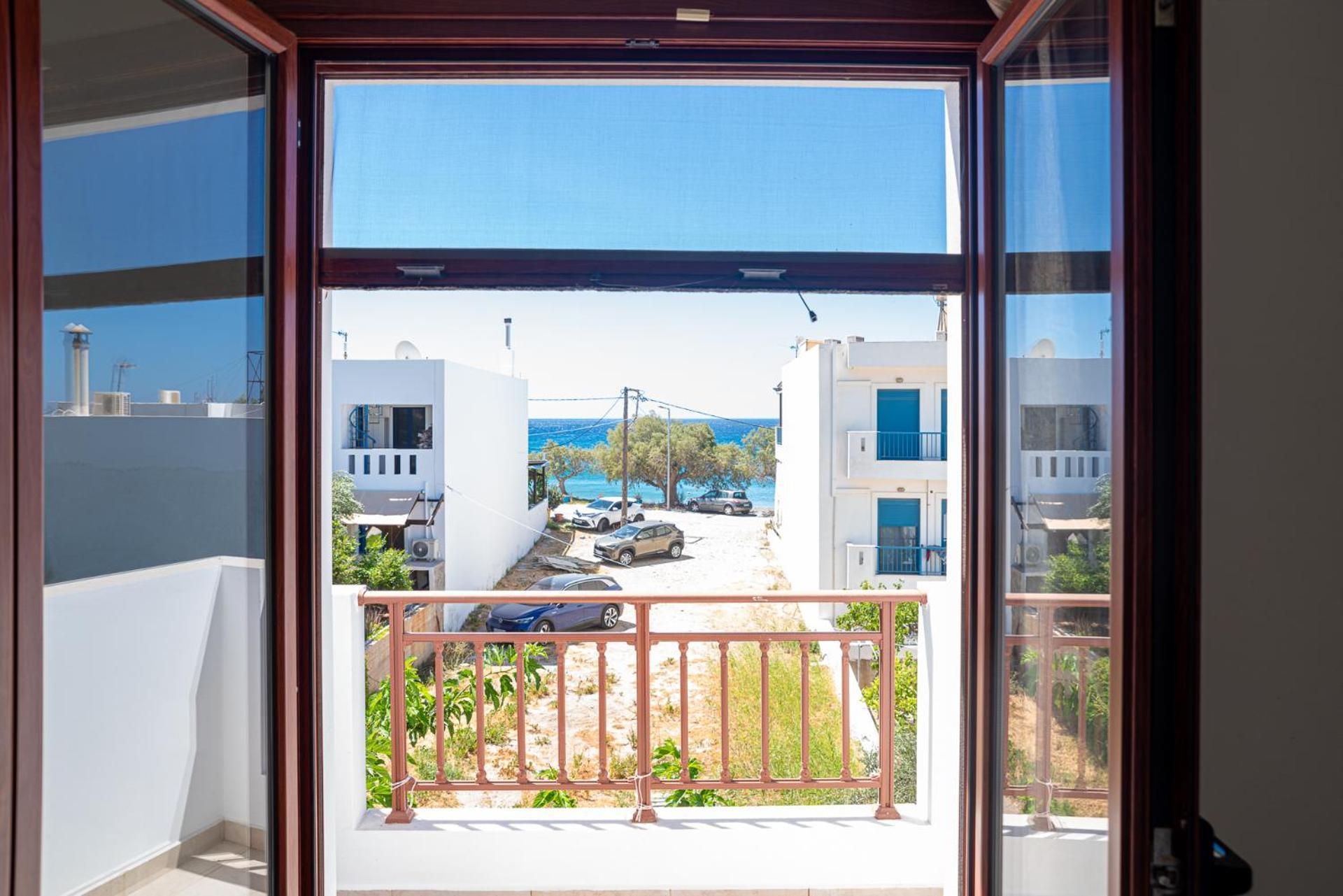 Stratos By Mroom Apartments Makrýgialos Zewnętrze zdjęcie