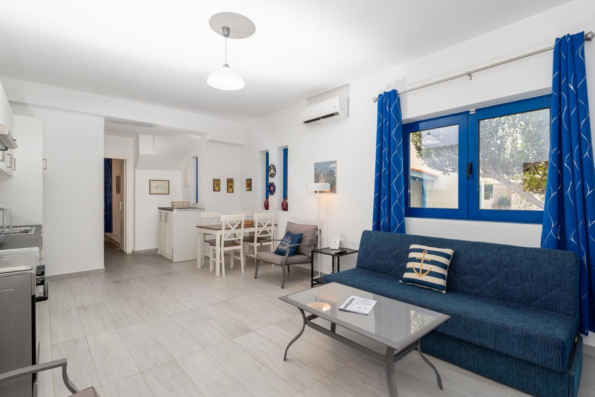 Stratos By Mroom Apartments Makrýgialos Zewnętrze zdjęcie
